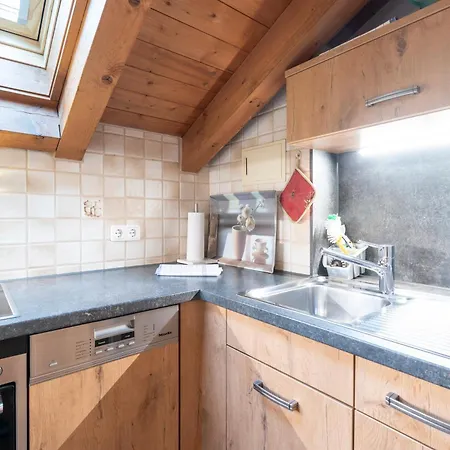 Blattner Apartment