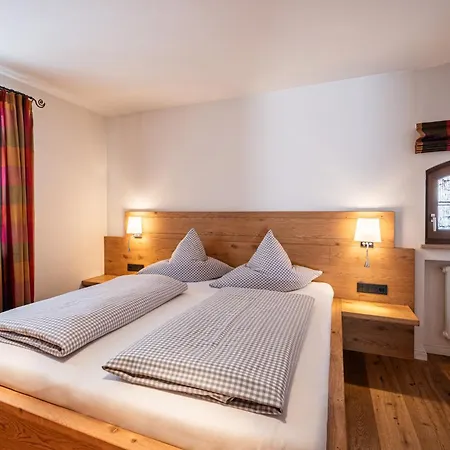 Blattner Apartment *